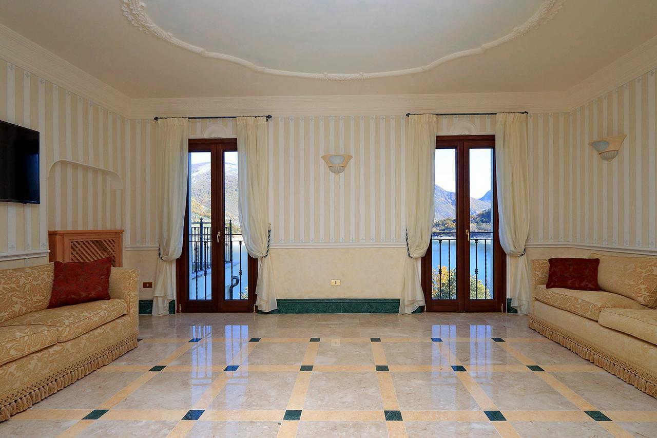 Turano Resort Colle di Tora Esterno foto